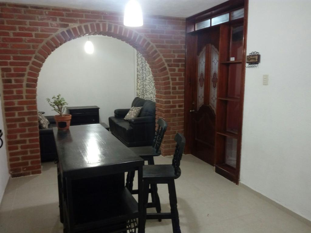 Hostal Las Cruces Valladolid  Eksteriør bilde