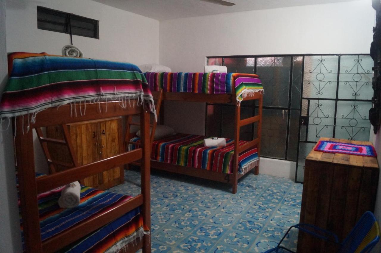 Hostal Las Cruces Valladolid  Eksteriør bilde