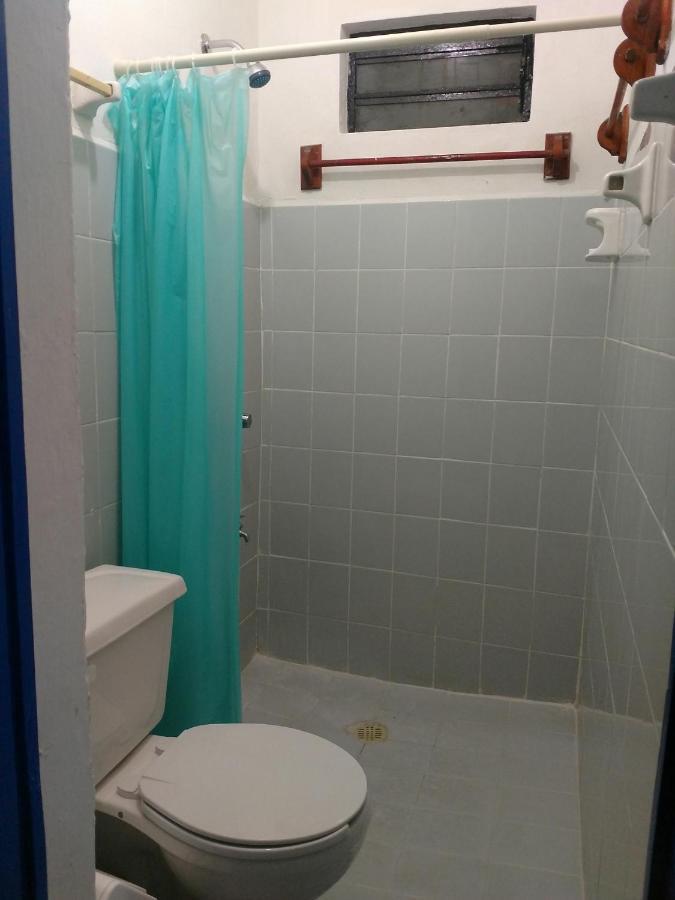 Hostal Las Cruces Valladolid  Eksteriør bilde