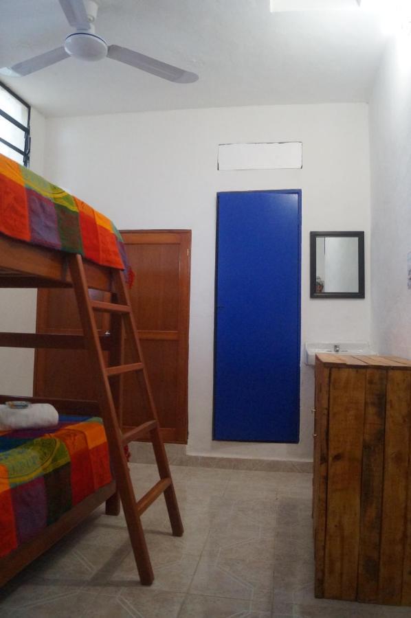 Hostal Las Cruces Valladolid  Eksteriør bilde
